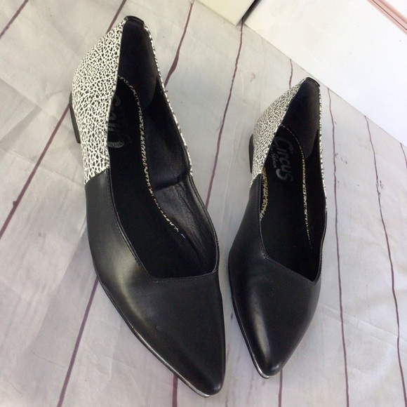 Circus by Sam Edelman Women's Flats Ellissa Pointed Toe Shoes Black/White Sz 8M - Picture 2 of 12
